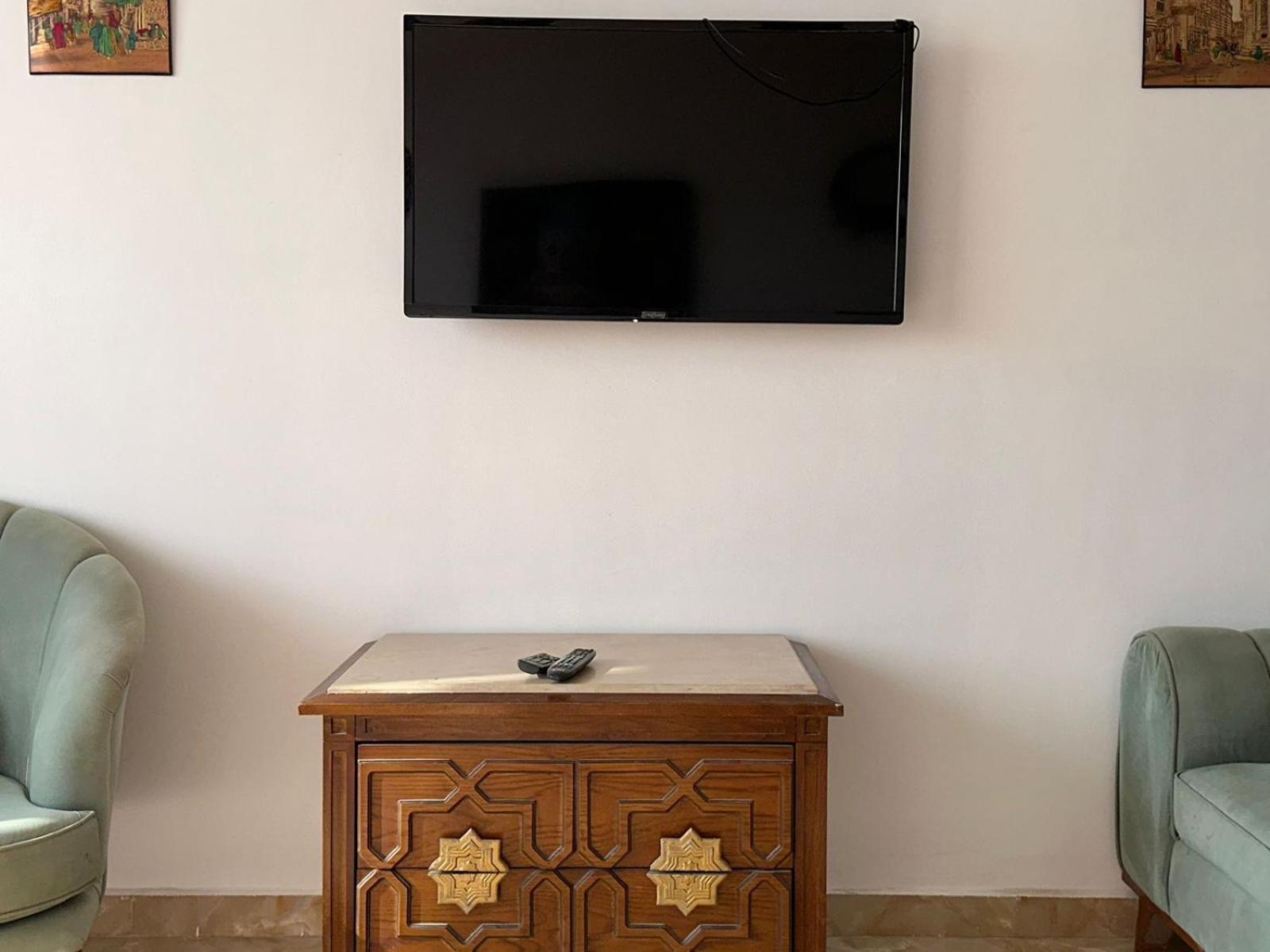 Full Pyramids View Apartment With Balcony For 8 P Kafret el-Gabal Zewnętrze zdjęcie