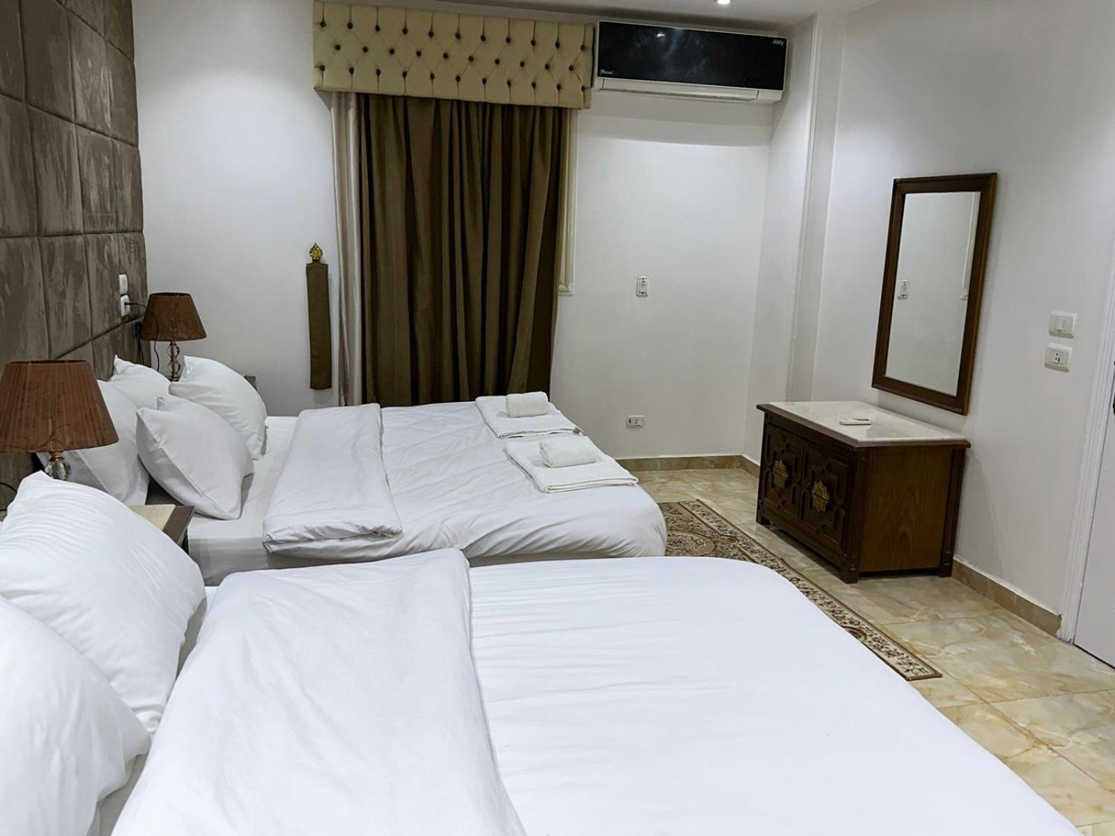 Full Pyramids View Apartment With Balcony For 8 P Kafret el-Gabal Zewnętrze zdjęcie